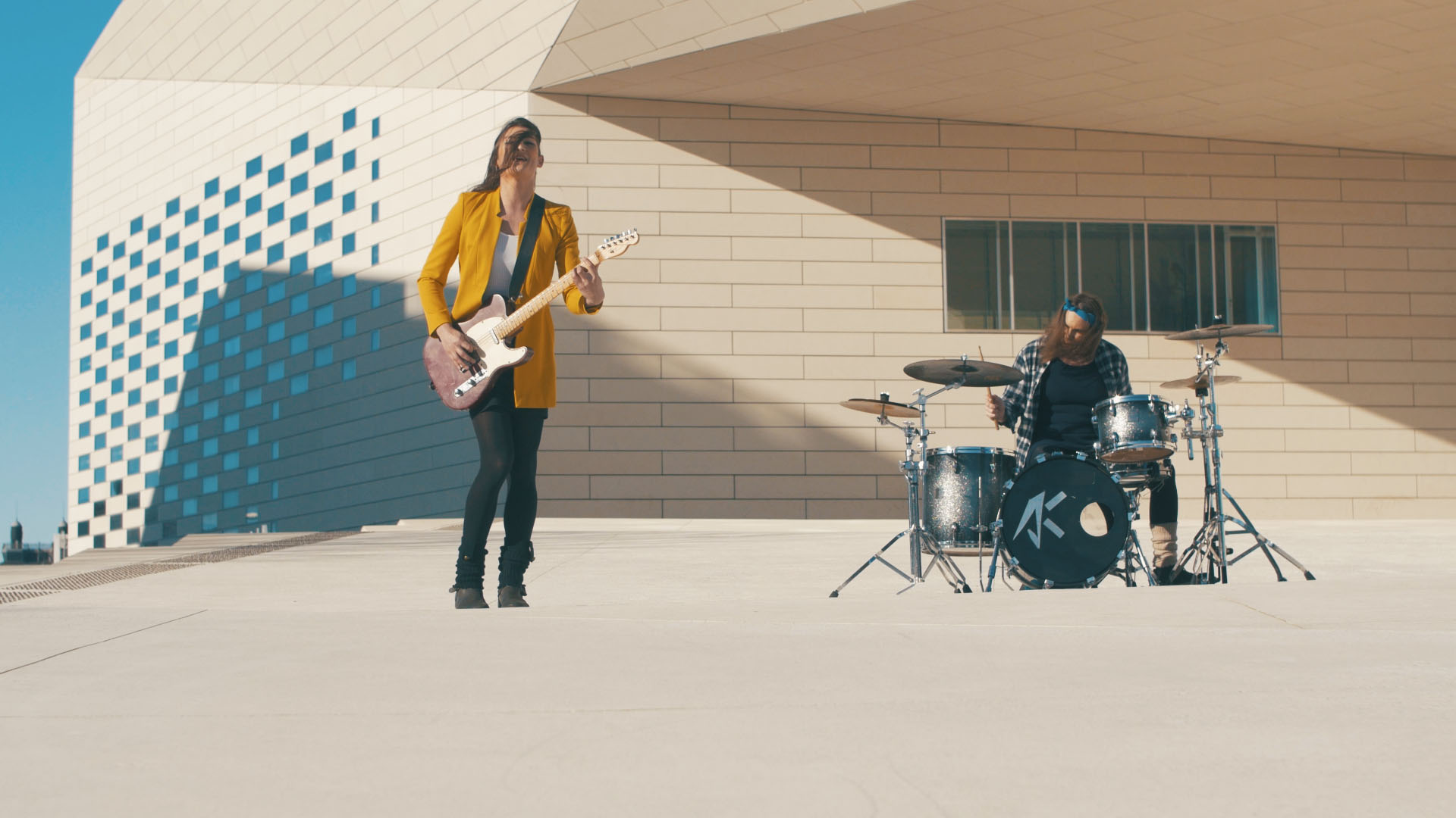 Clip « Touché » MAMAKILLA